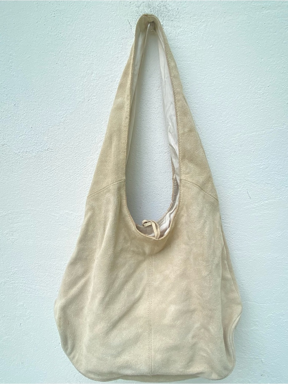 Y2K Lord & Taylor Beige Suede Hobo Bag - Picture 3 of 5